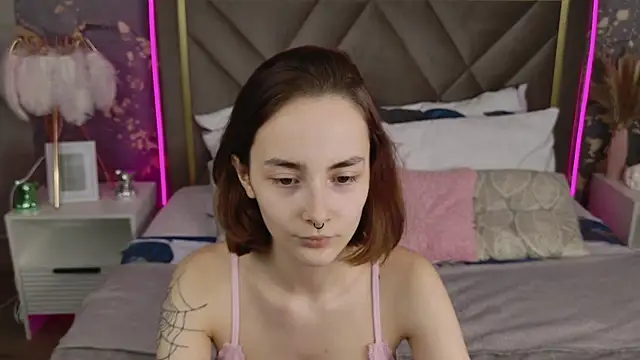 Chris_enigma's cam snapshot