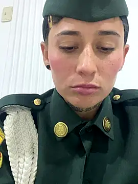 Miia_Hoot's cam snapshot