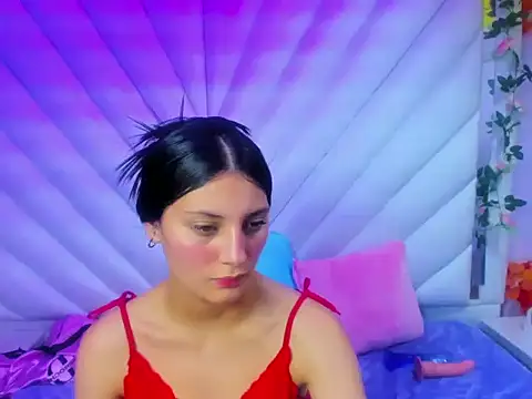 _Luna_Bennett's cam snapshot