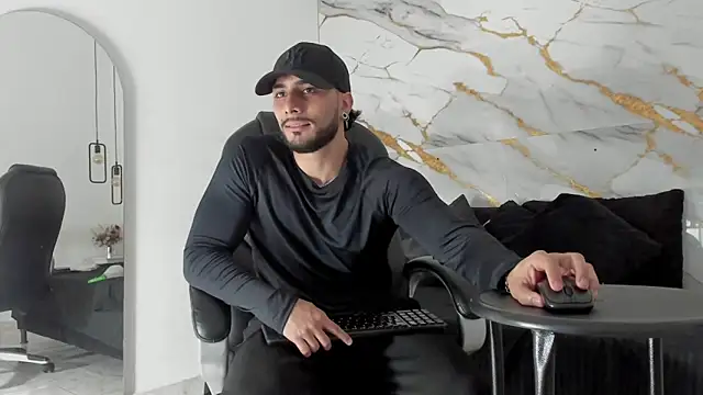 Miike_Stone1's cam snapshot