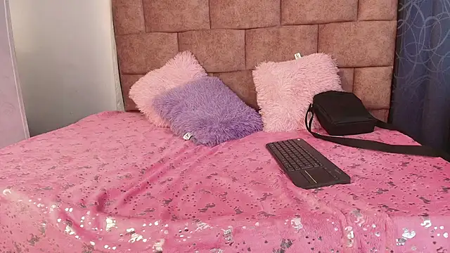 Sofi-Brown live sex cam