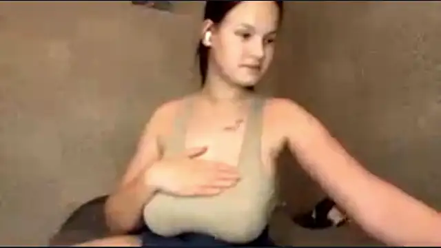 SaraXiao's cam snapshot