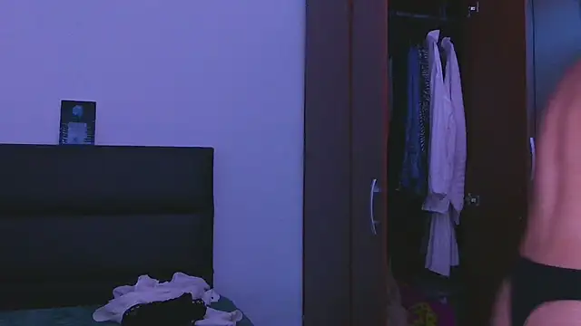 LissyM's cam snapshot