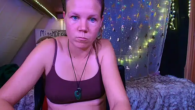 CallMeMaria's cam snapshot