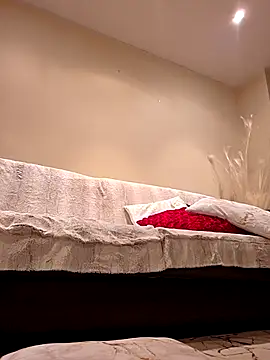 AureliaDoux's cam snapshot