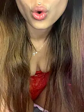 LaPetitechienne1's cam snapshot