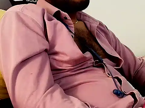 RuvoxXneXo live sex cam