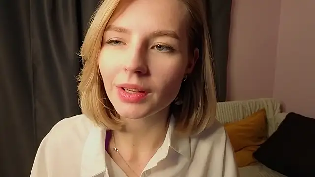 BaileyBernos's cam snapshot