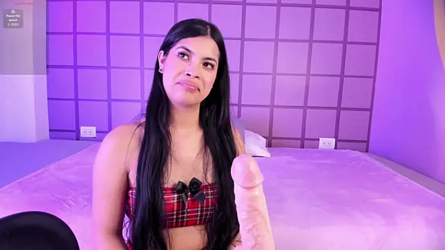 giamonroe's cam snapshot