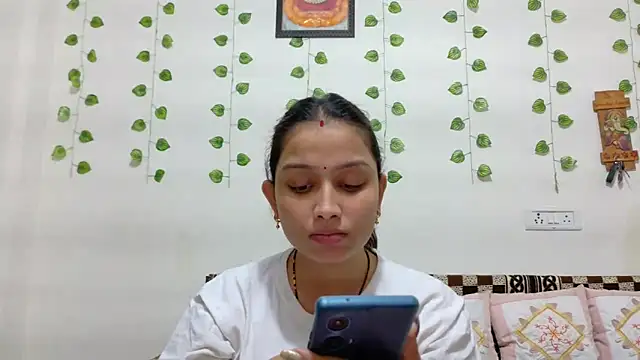 Aleena_Rai live sex cam