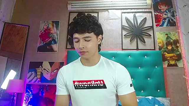 LiamAndrewzz's cam snapshot