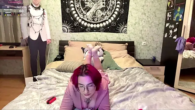 TheaMacrae's cam snapshot