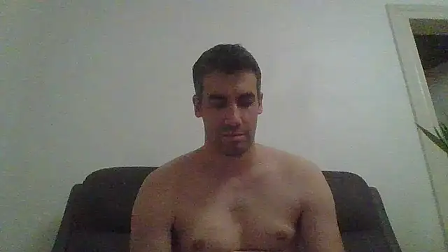 JulioIsHere4you live sex cam