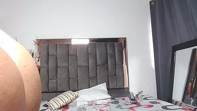 Salmma_Milf's cam snapshot