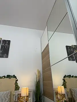 CelineReys's cam snapshot