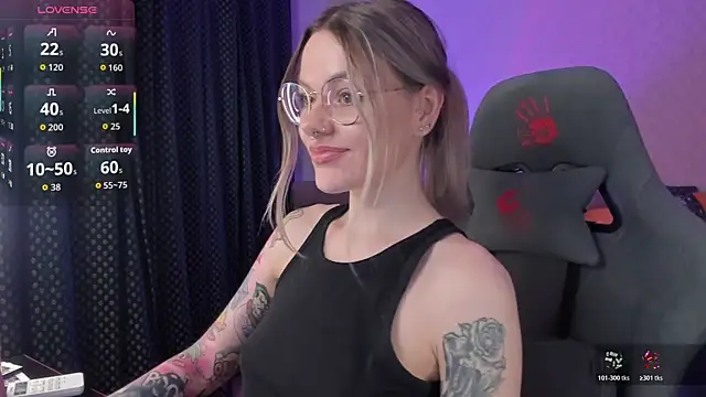 Marta_May_'s web cam