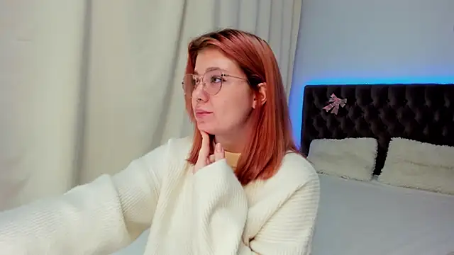 Ella_Mayers's cam snapshot