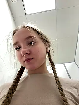 bambi_lu's cam snapshot