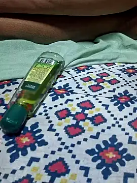 Priya_Bong's cam snapshot