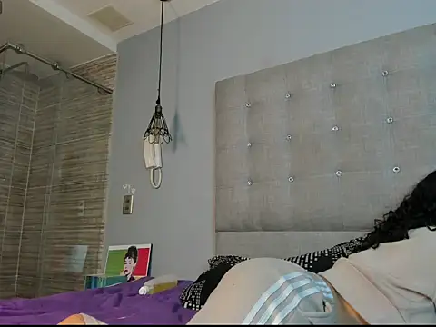 Shantal__G live sex cam