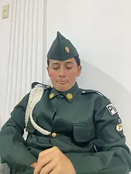 Miia_Hoot's cam snapshot