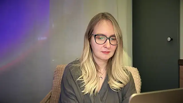 KiraxFate's cam snapshot