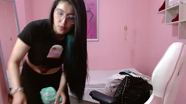 Violet_raine_'s cam snapshot