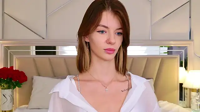 MeganMour's cam snapshot