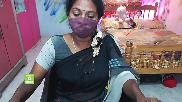 HotGulabi's cam snapshot