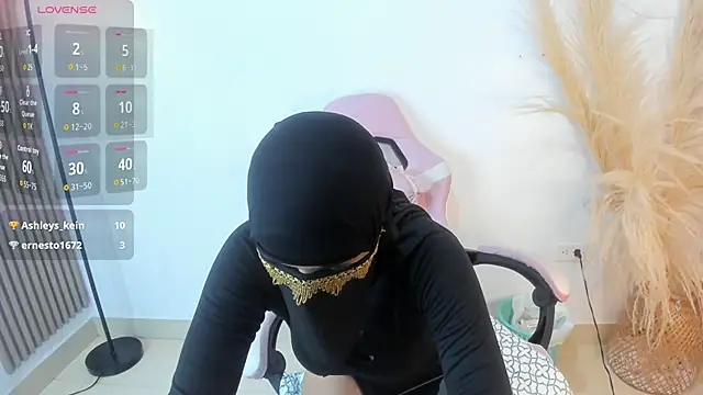 Violet_malkova's cam snapshot