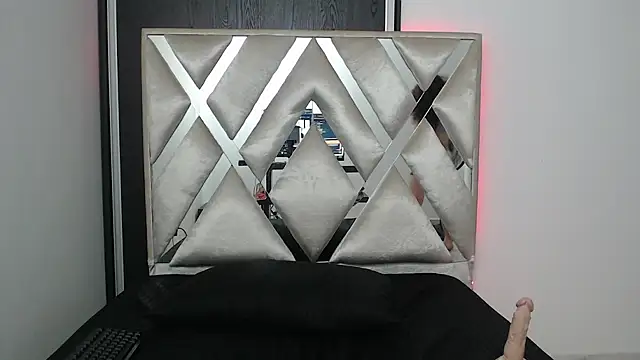 britanyy_brownss's cam snapshot