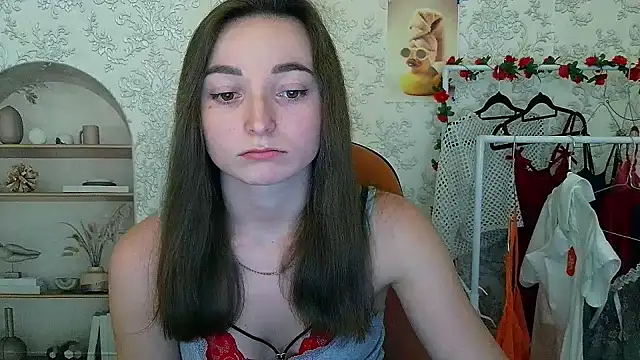 _Barbie_Kiss_ live sex cam