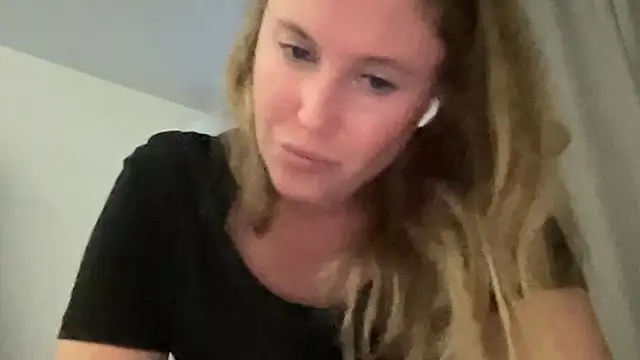 Ameli8's cam snapshot