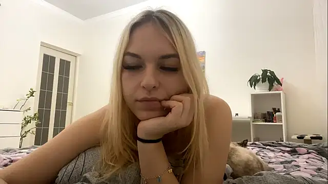 GingerMikos's cam snapshot