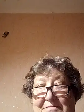 Katherine735 live sex cam