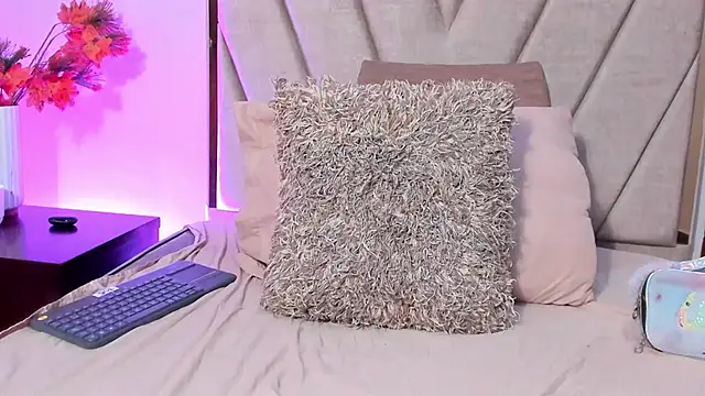 AkashaMoon_'s cam snapshot