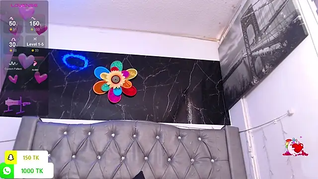 LAILAGUMMY's cam snapshot