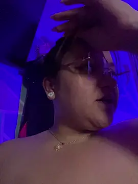 KinkyJessyHotxx's cam snapshot