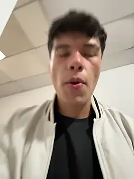 Logan_smith1 live sex cam