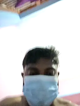 Kideyboy live sex cam