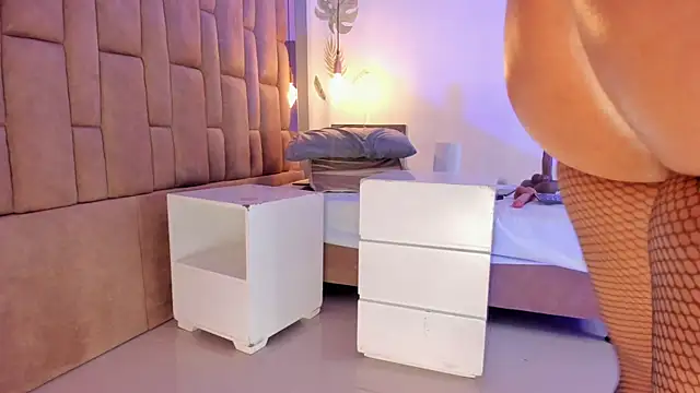 victoriaroyce1 live sex cam