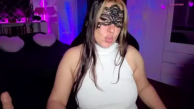 _PetiteLutine_'s cam snapshot