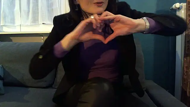 OndeSensuelle's cam snapshot