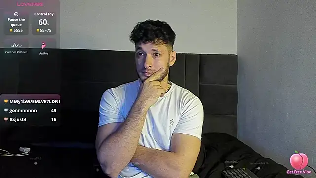 alejandro__2's cam snapshot