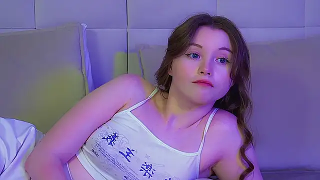 KeiraAsti's cam snapshot