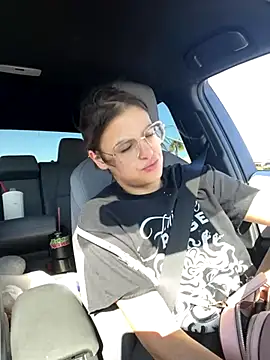 SafeinouterSpace's cam snapshot