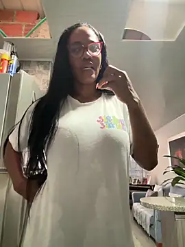 Bustykeyla's cam snapshot