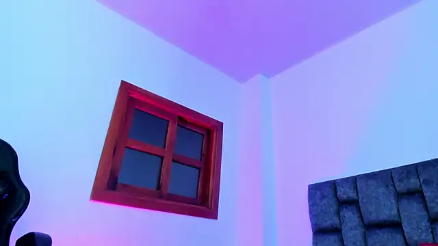 kittymonroe1's cam snapshot