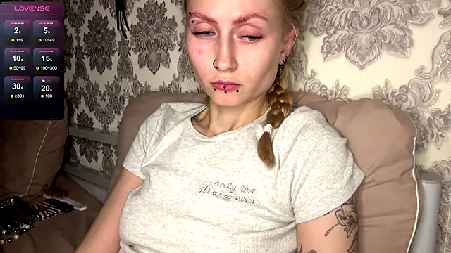 MarthaGees's cam snapshot