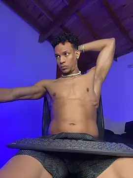 RickKrong_'s cam snapshot